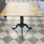 852 5005 TEA TABLE